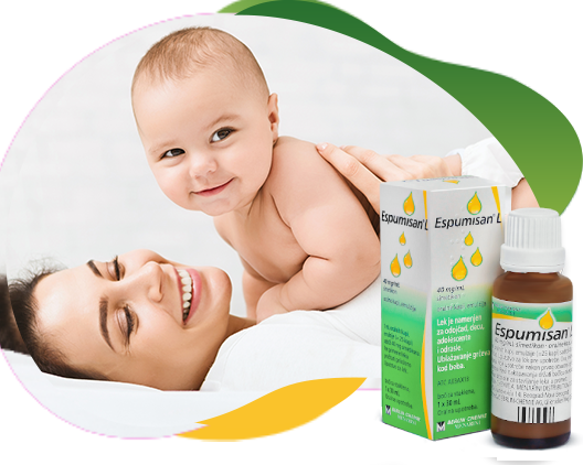 Среќен татко ја прегрнува својата насмеана ќеркичка откако го зела лекот Espumisan L